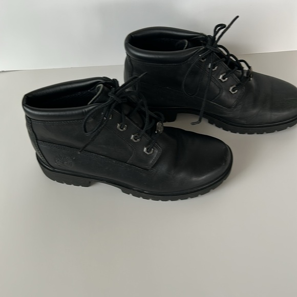 Timberland Black Leather Size 6 Lace up Hiking Boots - Picture 2 of 9